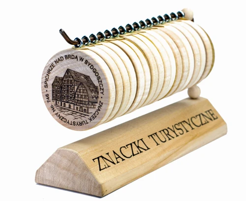 znaczki turystyczne spichlerze.jpg