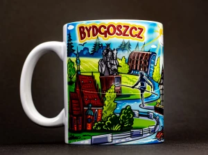 Kolorowy kubek z bydgoskimi motywami